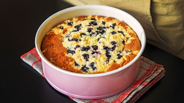 Blueberry Streusel Cake