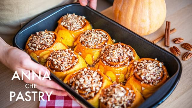 Pumpkin Cinnamon Rolls