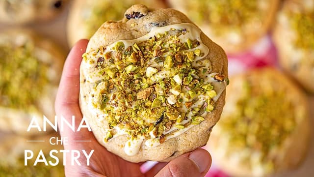White Chocolate Pistachio Cookies