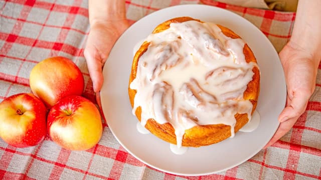 Apple Cinnamon Babka