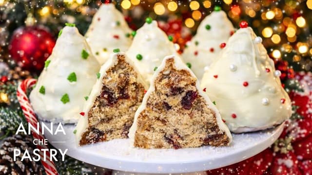 Mini Christmas Tree Cakes
